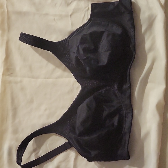 Playtex Other - 38 DDD Playtex minimizer wirefree bra